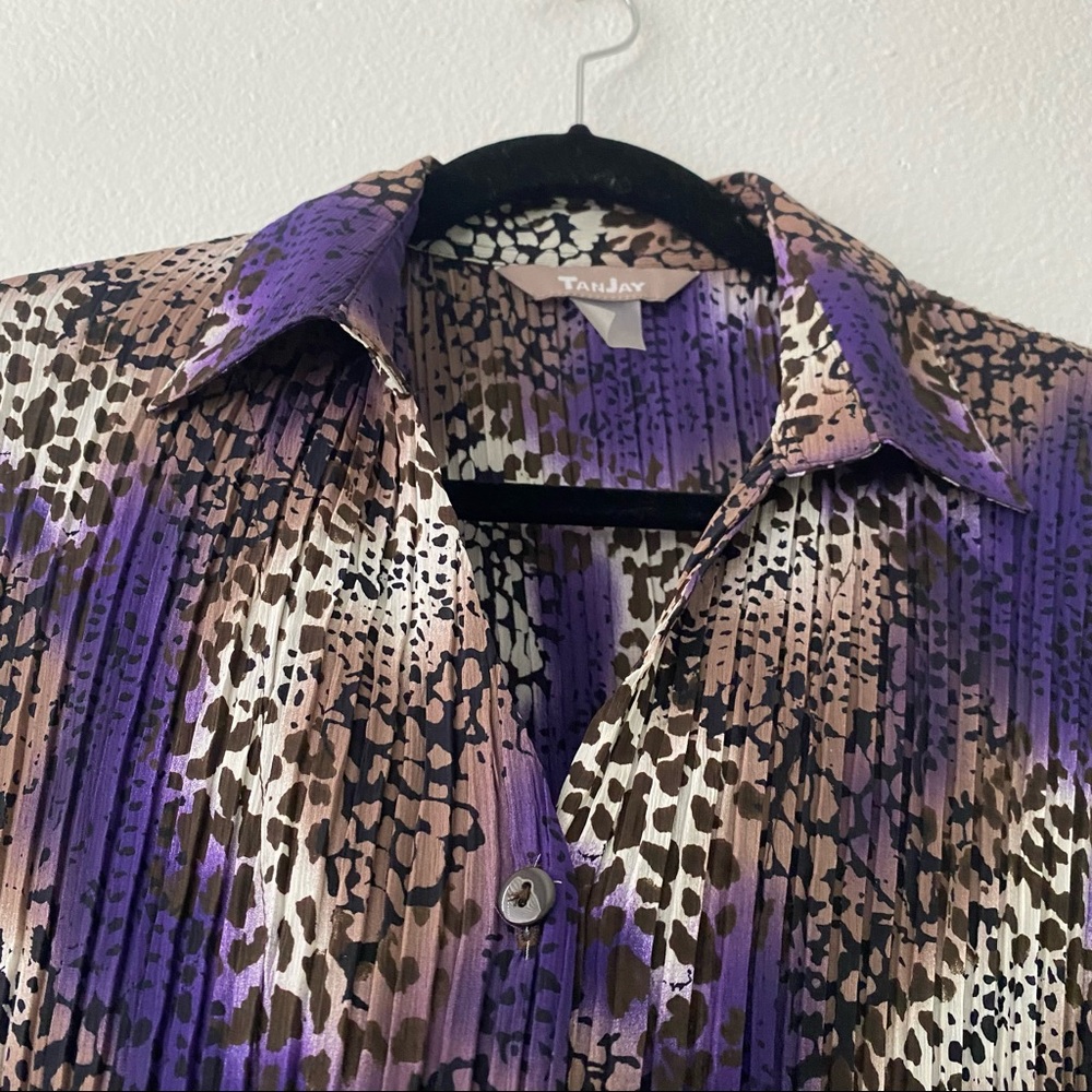 TanJay Sheer V-Neck Collared Button Down Blouse Top - Picture 11 of 11